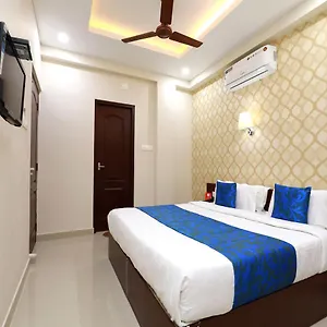 Oyo 6728 Almas Residency Kochi